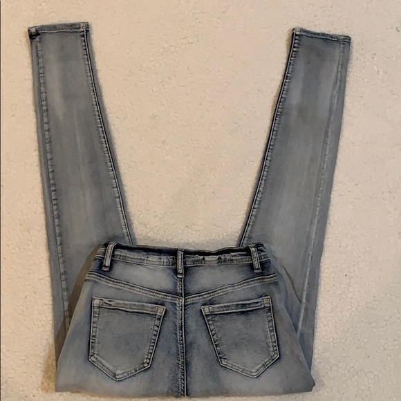 levis in select citywalk